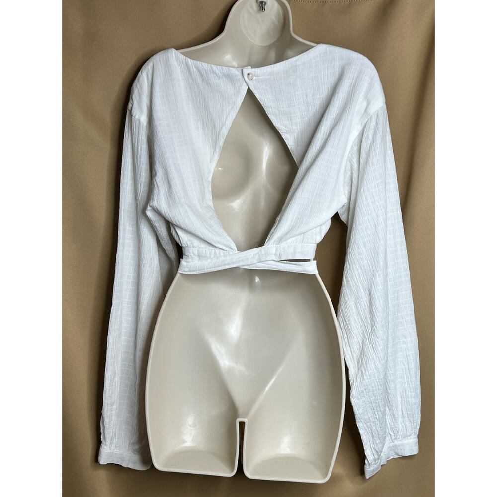 Third Form Cloud Wrap Up Blouse 6 - Picture 7 of 9